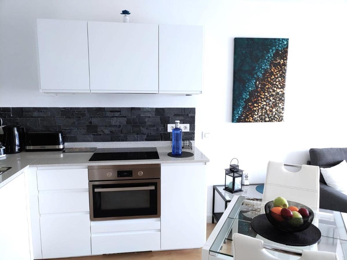 Apartment Portonovo Paraiso II - Sea View - Swimming Pool - Good Wifi - Old Town Puerto del Carmen  Buitenkant foto