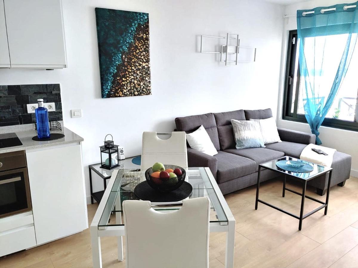 Apartment Portonovo Paraiso II - Sea View - Swimming Pool - Good Wifi - Old Town Puerto del Carmen  Buitenkant foto