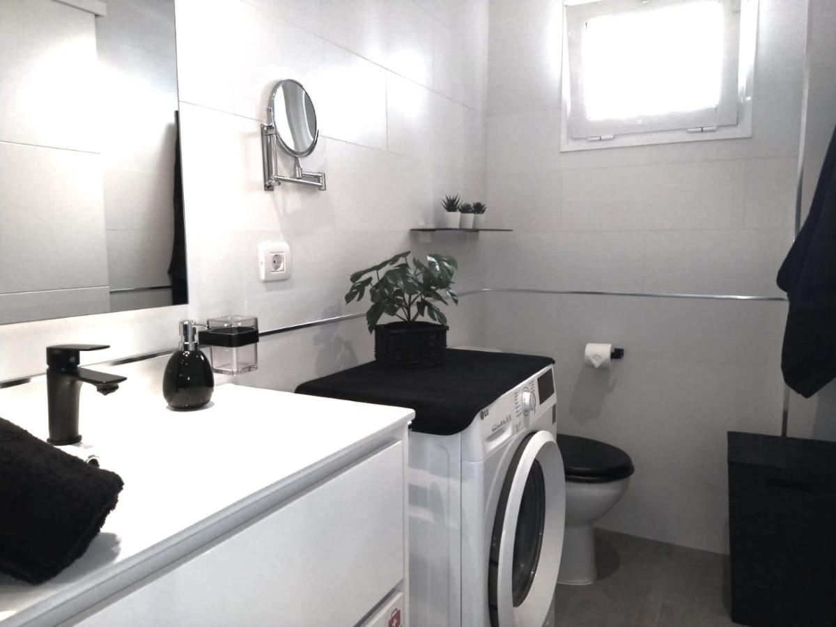 Apartment Portonovo Paraiso II - Sea View - Swimming Pool - Good Wifi - Old Town Puerto del Carmen  Buitenkant foto